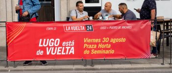 Caravana-Vuelta24-Lugo().jpg