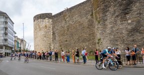 Ciclistas-Vuelta24-Lugo (14).jpg