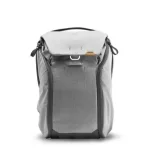 peak-design-everyday-backpack-20l-v2-ash-gris-claro-bedb020as2.webp